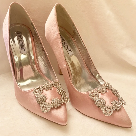 Cape Robbin Shoes - 💎 CAPE ROBBIN Pink Satin Heels With Bling